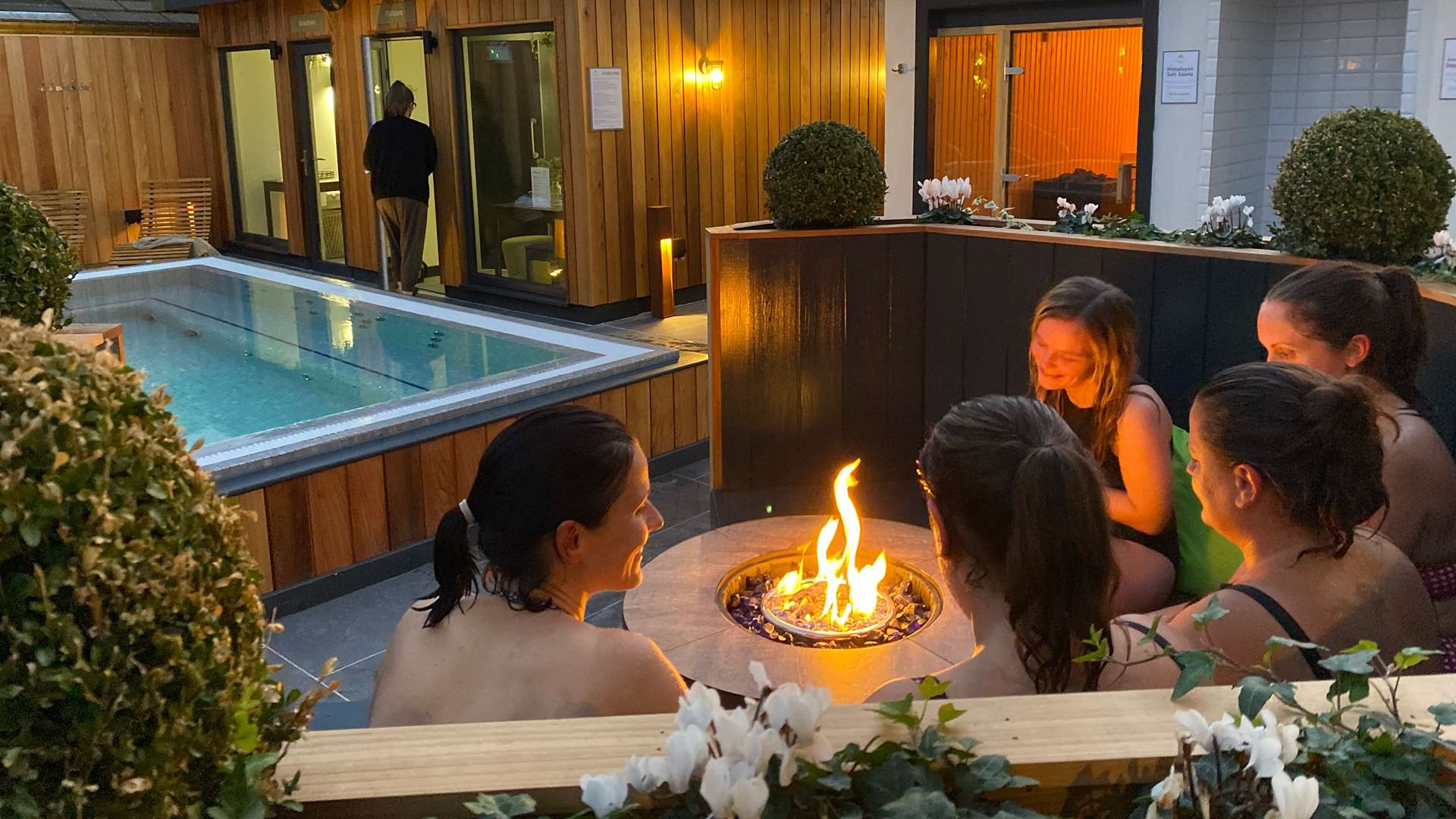 spa garden-iveridge-hall5